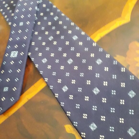 Loewe tie - Picture 3 of 5